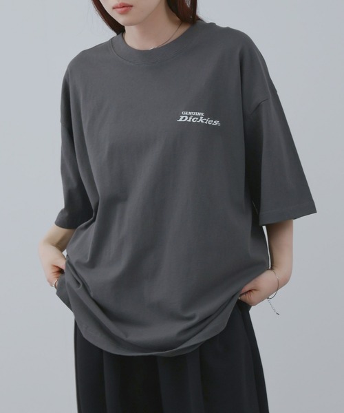 Dickies（ディッキーズ）の「【GENUINE Dickies / ジェニュインディッキーズ】 ユニセックスバック刺繍Ｔシャツ（Tシャツ/カットソー・メンズ・グレイッシュベージュ/ホワイト/スミクロ・M/L/XL）」の9枚目の写真