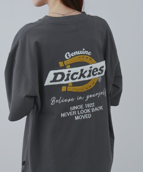 Dickies（ディッキーズ）の「【GENUINE Dickies / ジェニュインディッキーズ】 ユニセックスバック刺繍Ｔシャツ（Tシャツ/カットソー・メンズ・グレイッシュベージュ/ホワイト/スミクロ・M/L/XL）」の10枚目の写真