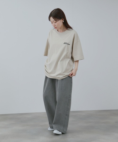 Dickies（ディッキーズ）の「【GENUINE Dickies / ジェニュインディッキーズ】 ユニセックスバック刺繍Ｔシャツ（Tシャツ/カットソー・メンズ・グレイッシュベージュ/ホワイト/スミクロ・M/L/XL）」の17枚目の写真