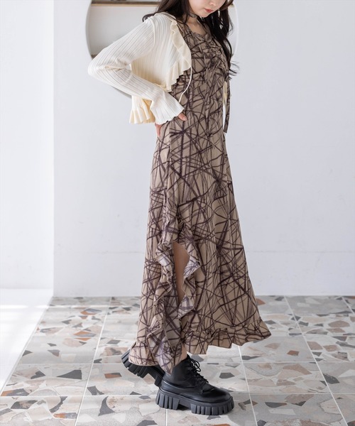 clear（クリア）の「チョーカー付きアシンメトリーエスニック柄キャミワンピース［骨格ウェーブ/華奢見え/フレアシルエット/フェミニン］（ワンピース・レディース・ベージュ/ブラック・F/PF）」の19枚目の写真