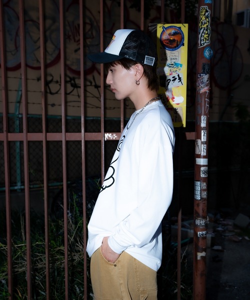 En serio TOKYO（エンソリオトーキョー）の「【SIDEWAYSTANCE】チョキモンスター長袖Tシャツ 70536（Tシャツ/カットソー・メンズ・ブラック/ホワイト・SMALL/MEDIUM/LARGE/X-LARGE）」の13枚目の写真