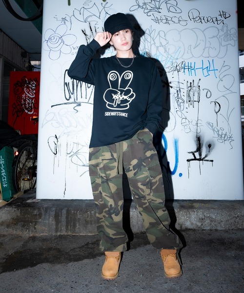 En serio TOKYO（エンソリオトーキョー）の「【SIDEWAYSTANCE】チョキモンスター長袖Tシャツ 70536（Tシャツ/カットソー・メンズ・ブラック/ホワイト・SMALL/MEDIUM/LARGE/X-LARGE）」の6枚目の写真