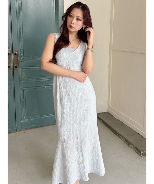 MERCURYDUO(マーキュリーデュオ)の「【MERCURYDUO×AMPHI】カップ付きサイドカットアウトマーメイドワンピース(ワンピース・レディース・ブラック/アイボリー/ライトブルー・MEDIUM/SMALL)」の9枚目の写真