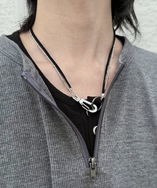 Never mind the XU / Chikashitsu+(ネバーマインド ザ エックスユー / チカシツプラス)の「【nmtc+】leather code necklace / 【エヌエムティーシープラス】フェイクレザーコードネックレス(ネックレス・メンズ・シルバー・ONE SIZE)」の5枚目の写真