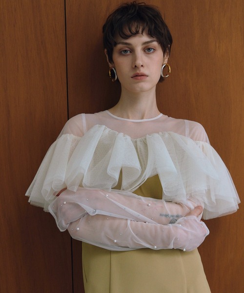 ANDRESD(アンドレスド)の「フローティングラッフルマルチスリーブドレス / floating ruffle multi sleeve dress(ドレス・レディース・イエロー/ブラック/ミント/ベージュ×ブラック・L/M/S)」の12枚目の写真