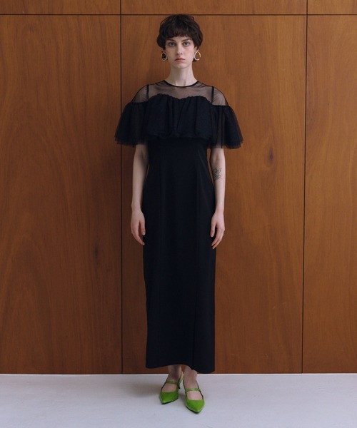 ANDRESD(アンドレスド)の「フローティングラッフルマルチスリーブドレス / floating ruffle multi sleeve dress(ドレス・レディース・イエロー/ブラック/ミント/ベージュ×ブラック・L/M/S)」の10枚目の写真