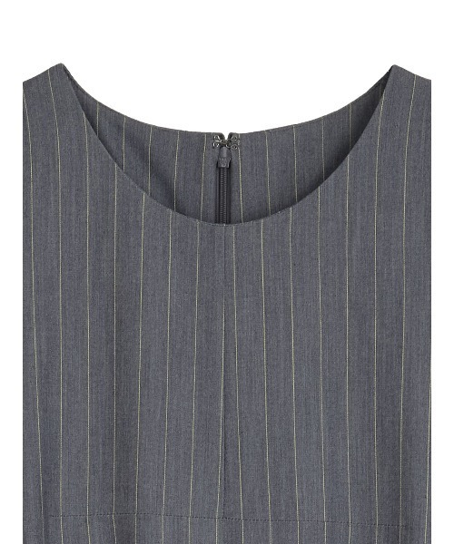 Ameri(アメリ)の「COLOR PINSTRIPE CURVY ROMPERS(つなぎ/オールインワン・レディース・ブラック/グレー・MEDIUM/SMALL)」の11枚目の写真