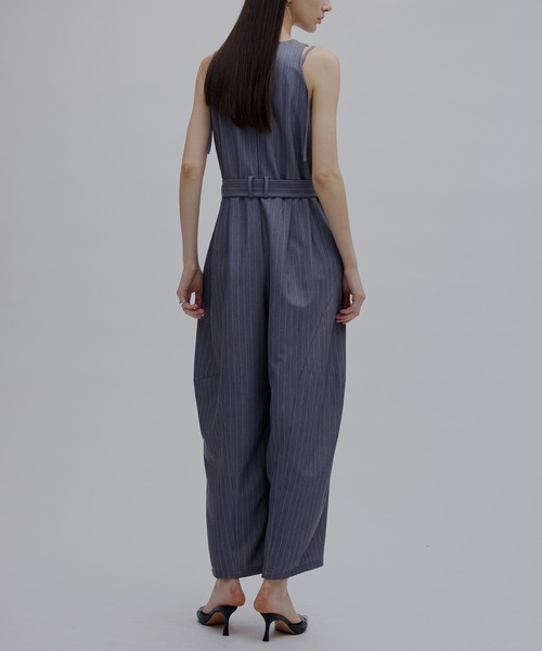 Ameri(アメリ)の「COLOR PINSTRIPE CURVY ROMPERS(つなぎ/オールインワン・レディース・ブラック/グレー・MEDIUM/SMALL)」の20枚目の写真