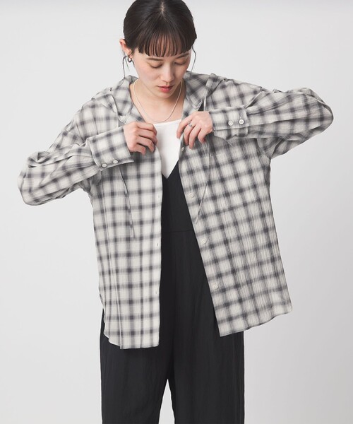 green label relaxing（グリーンレーベルリラクシング）の「【WEB限定】＜at ease＞フード チェック シャツ（シャツ/ブラウス・レディース・ライトブルー/グレー・FREE）」の6枚目の写真