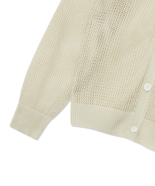 ULKIN（ウルキン）の「[ランウェイ] クロシェVネックニットカーディガン_ベージュ（カーディガン/ボレロ・レディース・Beige・ONE）」の4枚目の写真