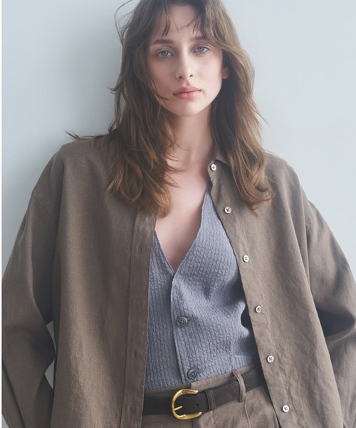 HELIOPOLE(エリオポール)の「FRENCH LINEN SHIRT(シャツ/ブラウス・レディース・ブラック/ホワイト/ダークブラウン・38)」の2枚目の写真