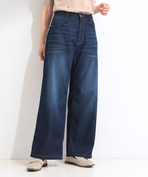 SHOO・LA・RUE(シューラルー)の「【ひんやり/S-LL】夏でも快適 ライトオンスデニムワイドパンツ(その他パンツ・レディース・サックスブルー/ブラック/ネイビー/ブルー・04/03/02/01)」の11枚目の写真