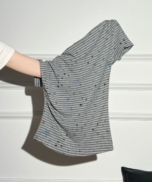 lilful(リルフル)の「【26年春夏新作】ボーダー柄 スターアクセント 半袖Tシャツ(Tシャツ/カットソー・レディース・ダークグレー/グレー・F)」の6枚目の写真