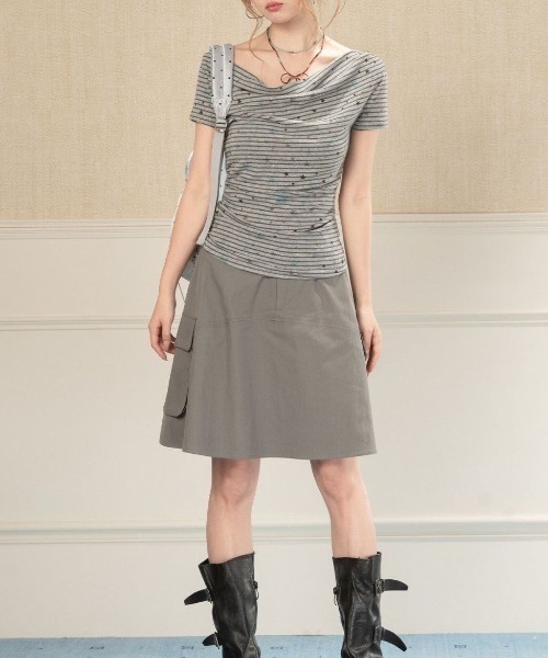 lilful(リルフル)の「【26年春夏新作】ボーダー柄 スターアクセント 半袖Tシャツ(Tシャツ/カットソー・レディース・ダークグレー/グレー・F)」の5枚目の写真