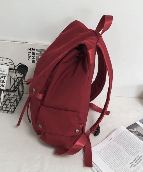 WYZ wear(ダブリューワイジィーウェア)の「大容量フラップナイロンリュックサック/通勤通学/バックパック/ユニセックス(バックパック/リュック・メンズ・ブラック/アイボリー・FREE)」の6枚目の写真