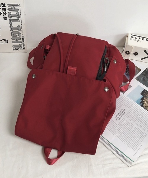 WYZ wear(ダブリューワイジィーウェア)の「大容量フラップナイロンリュックサック/通勤通学/バックパック/ユニセックス(バックパック/リュック・メンズ・ブラック/アイボリー・FREE)」の5枚目の写真