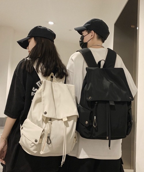 WYZ wear(ダブリューワイジィーウェア)の「大容量フラップナイロンリュックサック/通勤通学/バックパック/ユニセックス(バックパック/リュック・メンズ・ブラック/アイボリー・FREE)」の21枚目の写真