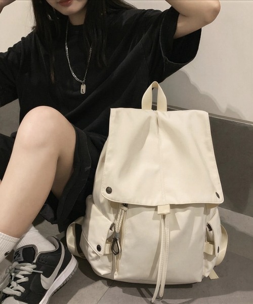 WYZ wear(ダブリューワイジィーウェア)の「大容量フラップナイロンリュックサック/通勤通学/バックパック/ユニセックス(バックパック/リュック・メンズ・ブラック/アイボリー・FREE)」の14枚目の写真