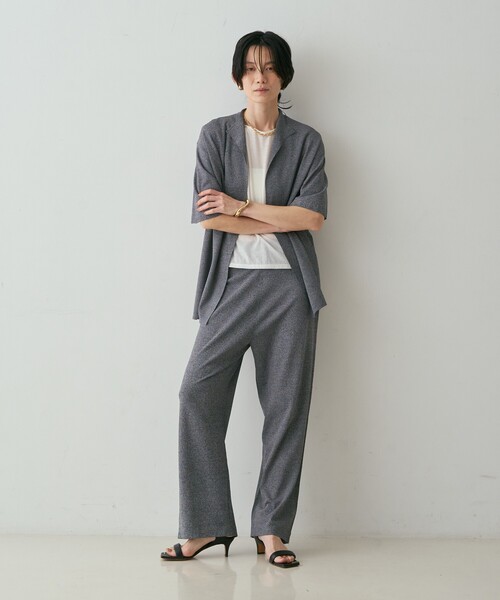 qualite（カリテ）の「【接触冷感・セットアップ対応】レーヨンストレッチニットジャケット　夏服　オフィスカジュアル　きれいめ　羽織り（テーラードジャケット・レディース・グレー系その他2/ダークベージュ・フリー）」の10枚目の写真