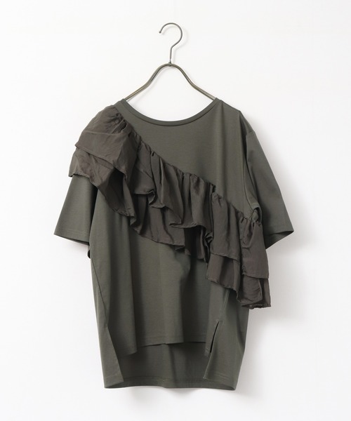 hunch（ハンチ）の「コンパクトスムース フリルデザイントップス（Tシャツ/カットソー・レディース・ダークカーキ/ブラック/オフホワイト・FREE）」の20枚目の写真