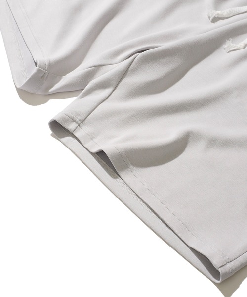 ADPOSION(アドポーション)の「【上下2点セット】冷感ポンチ 半袖Tシャツ&ハーフパンツ ルームウェア(ルームウェア/パジャマ・メンズ・ブラック×グレー/グリーン/ホワイト×ブラック/ブラック/グレー/チャコールグレー・MEDIUM/LARGE/X-LARGE)」の13枚目の写真