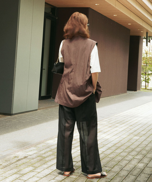 VERMEIL par iena（ヴェルメイユパーイエナ）の「《手洗い可》シアーイージーパンツ（その他パンツ・レディース・ブラック・36/40/38）」の3枚目の写真