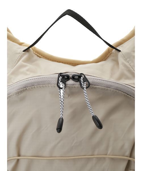 emmi（エミ）の「【USAGI ONLINE・ZOZO限定カラーあり】パッカブルバックパック/撥水（バックパック/リュック・レディース・ホワイト/グレー/ライトベージュ/ブラック・F）」の13枚目の写真