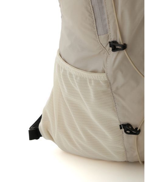 emmi（エミ）の「【USAGI ONLINE・ZOZO限定カラーあり】パッカブルバックパック/撥水（バックパック/リュック・レディース・ホワイト/グレー/ライトベージュ/ブラック・F）」の16枚目の写真