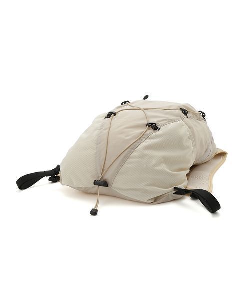 emmi（エミ）の「【USAGI ONLINE・ZOZO限定カラーあり】パッカブルバックパック/撥水（バックパック/リュック・レディース・ホワイト/グレー/ライトベージュ/ブラック・F）」の19枚目の写真