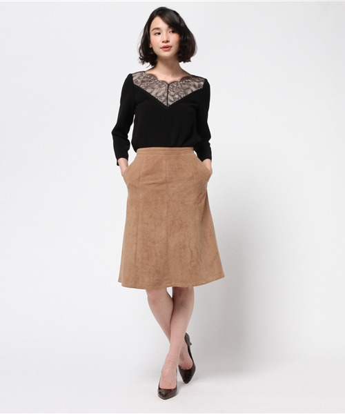 FIGARO Paris（フィガロパリ）の「◇Vネック レース付きブラウス（シャツ/ブラウス・レディース・ブラック/アイボリー・38/36）」の6枚目の写真