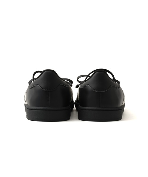 adidas（アディダス）の「adidas JENNIE SUPERSTAR SQ BALLET / アディダス ジェニー スーパースター SQ バレエ（スニーカー・レディース・ブラック・22.5cm/23.5cm/24.5cm/25.5cm/23.0cm/24.0cm/25.0cm/26.0cm/22.0cm）」の3枚目の写真