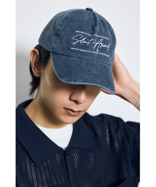 AZUL by moussy(アズールバイマウジー)の「刺繍ピグメントキャップ(キャップ・メンズ・ネイビー/ブラック・FREE)」の13枚目の写真