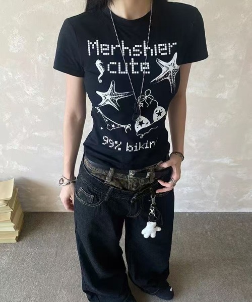 Achic(アシック)の「アメカジ星柄半袖(Tシャツ/カットソー・レディース・ブラック/ホワイト・M)」の1枚目の写真