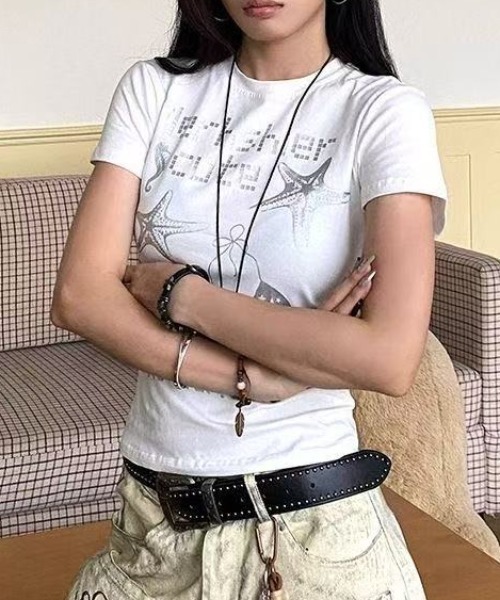 Achic(アシック)の「アメカジ星柄半袖(Tシャツ/カットソー・レディース・ブラック/ホワイト・M)」の12枚目の写真