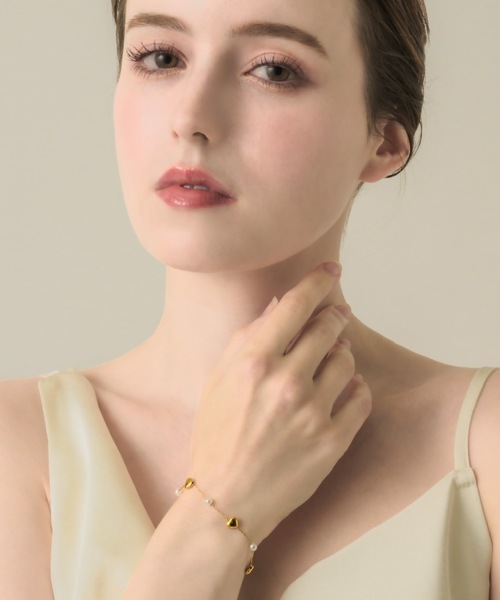 muku(ムク)の「BRACELET/HEART×PEARL(ブレスレット・レディース・ゴールド/シルバー・FREE)」の7枚目の写真