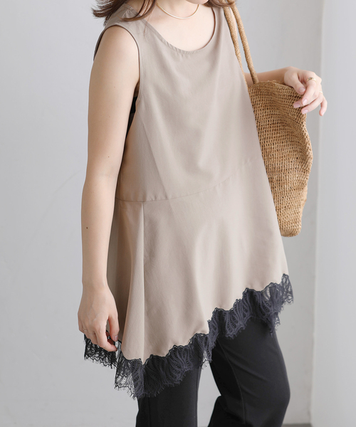 La TOTALITE(ラトータリテ)の「《追加》【洗える】CHIGNON/シニヨン ヘムレースサテンタンク(シャツ/ブラウス・レディース・ベージュ/ホワイト/ブラック・FREE)」の19枚目の写真