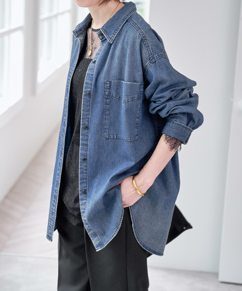 Spick & Span(スピックアンドスパン)の「6ozデニムシャツ(シャツ/ブラウス・レディース・ブルー系その他/サックスブルー・FREE)」の1枚目の写真