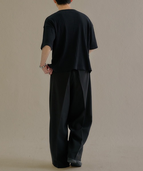 epnok(エプノック)の「テクスチャードディープヘンリーネックルーズ半袖Tee(Tシャツ/カットソー・メンズ・ベージュ/レッド/グレー/ネイビー/ブラック・MEDIUM/SMALL/LARGE)」の11枚目の写真