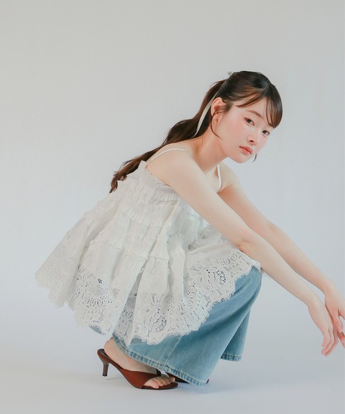 mic by Olu.(ミックバイオルドット)の「< ZOZOTOWN限定 >スカラップヘムレーストップス(シャツ/ブラウス・レディース・ライトブルー/ホワイト・FREE)」の2枚目の写真