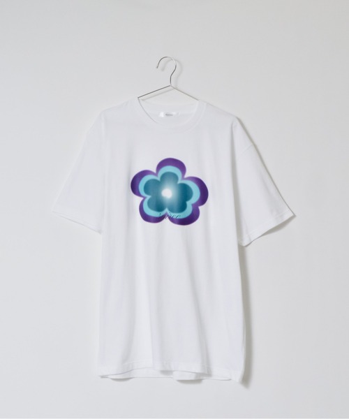 ＆soiree（アンドソワレ）の「【シルエット選べる2サイズ】【&soiree】ニュアンスフラワーTシャツ（Tシャツ/カットソー・レディース・グリーン/ブルー/ピンク・MEDIUM/FREE）」の16枚目の写真