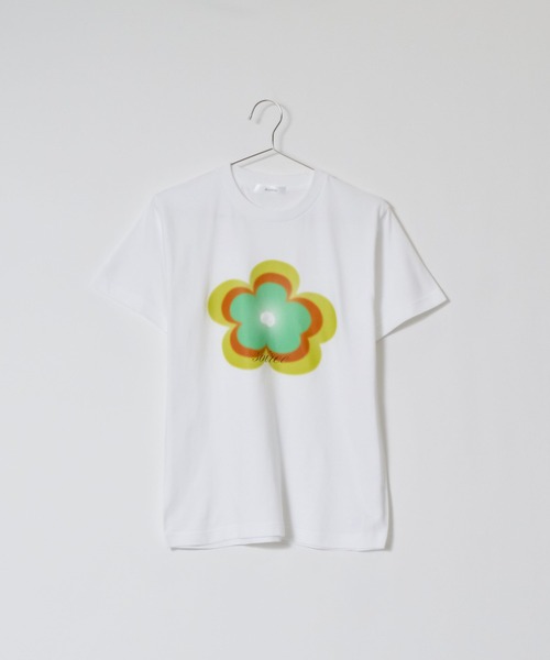 ＆soiree（アンドソワレ）の「【シルエット選べる2サイズ】【&soiree】ニュアンスフラワーTシャツ（Tシャツ/カットソー・レディース・グリーン/ブルー/ピンク・MEDIUM/FREE）」の17枚目の写真