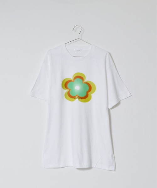 ＆soiree（アンドソワレ）の「【シルエット選べる2サイズ】【&soiree】ニュアンスフラワーTシャツ（Tシャツ/カットソー・レディース・グリーン/ブルー/ピンク・MEDIUM/FREE）」の18枚目の写真