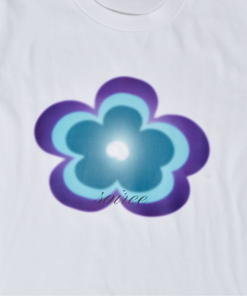 ＆soiree（アンドソワレ）の「【シルエット選べる2サイズ】【&soiree】ニュアンスフラワーTシャツ（Tシャツ/カットソー・レディース・グリーン/ブルー/ピンク・MEDIUM/FREE）」の21枚目の写真