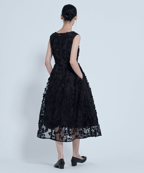 TOCCA(トッカ)の「IN SEA FLOWER ドレス(ワンピース・レディース・ライラック系5/ブラック系5・0/6/4/2)」の8枚目の写真