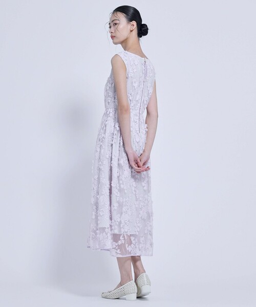 TOCCA(トッカ)の「IN SEA FLOWER ドレス(ワンピース・レディース・ライラック系5/ブラック系5・0/6/4/2)」の11枚目の写真