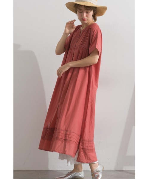 LAUTRE COTE(ロウトレコウト)の「綿ボイル ピンタック レース ワンピースチュニック(ワンピース・レディース・カーキ/テラコッタ/ブラック・FREE)」の14枚目の写真