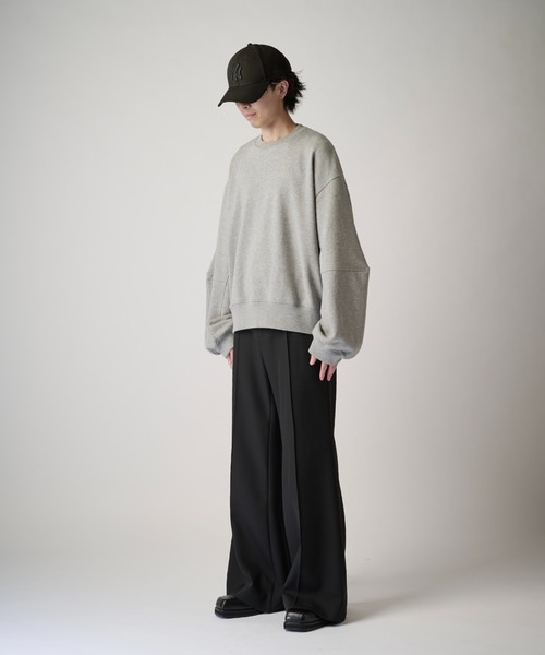 Lui's(ルイス)の「【Neucon】PINTUCK WIDE FLARE SLACKS / ピンタックワイドフレアスラックスパンツ(スラックス・メンズ・ブラック/チャコールグレー・2/1)」の10枚目の写真