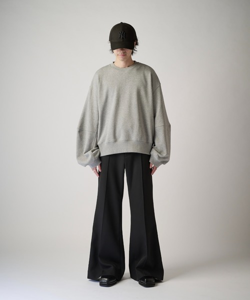 Lui's(ルイス)の「【Neucon】PINTUCK WIDE FLARE SLACKS / ピンタックワイドフレアスラックスパンツ(スラックス・メンズ・ブラック/チャコールグレー・2/1)」の9枚目の写真
