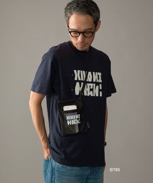 SHIPS(シップス)の「TBS日曜劇場VIVANT×SHIPS: シークレットVIVANTロゴ ネックサコッシュ(ショルダーバッグ・メンズ・ホワイト/ブラック・ONE SIZE)」の2枚目の写真