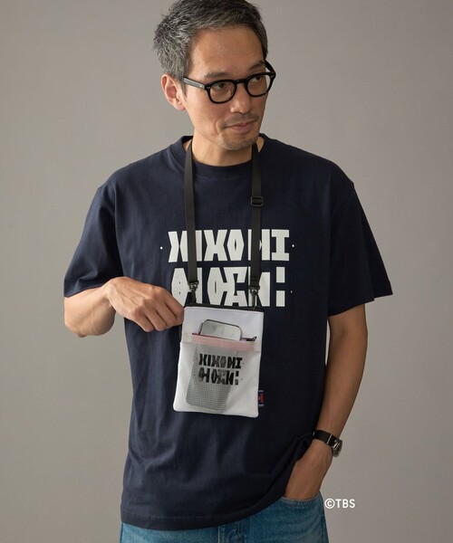 SHIPS(シップス)の「TBS日曜劇場VIVANT×SHIPS: シークレットVIVANTロゴ ネックサコッシュ(ショルダーバッグ・メンズ・ホワイト/ブラック・ONE SIZE)」の3枚目の写真